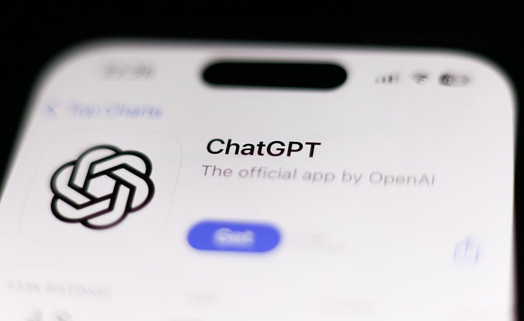 ChatGPT Made My Generation Afraid of Thinking Without It