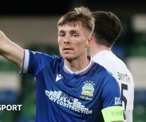 BetMcLean Cup: Linfield beat Queen’s University in first round