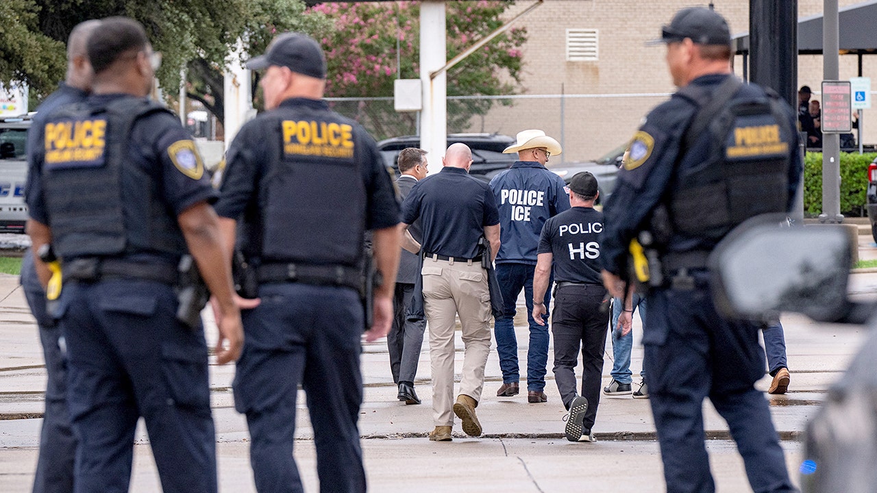 Anti-ICE shooter in Dallas identified as Joshua Jahn