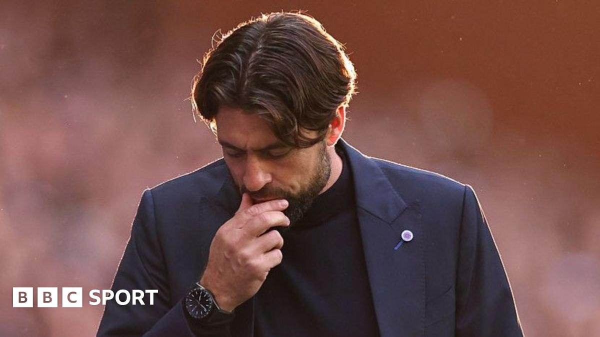 Has Russell Martin lost backing of fans and board to turn Rangers tide?