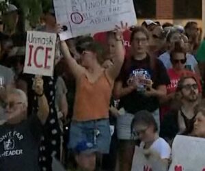Protest in Des Moines after ICE detains superintendent