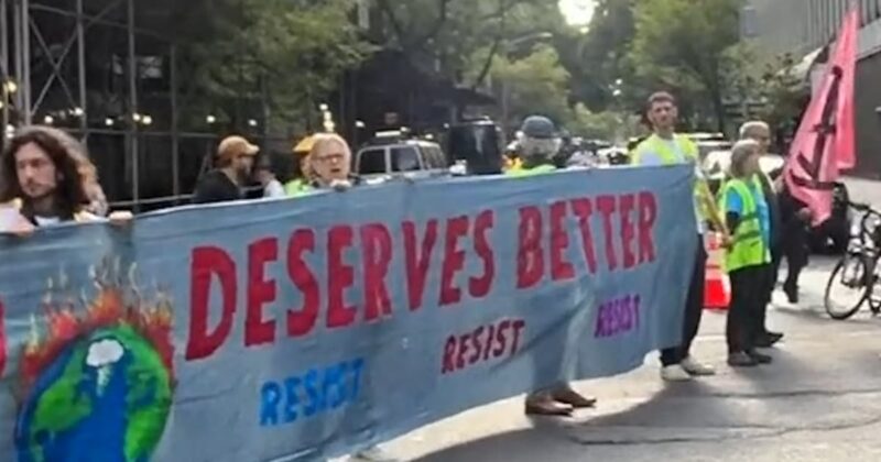 Protesters gather outside U.N. ahead of Trump’s speech