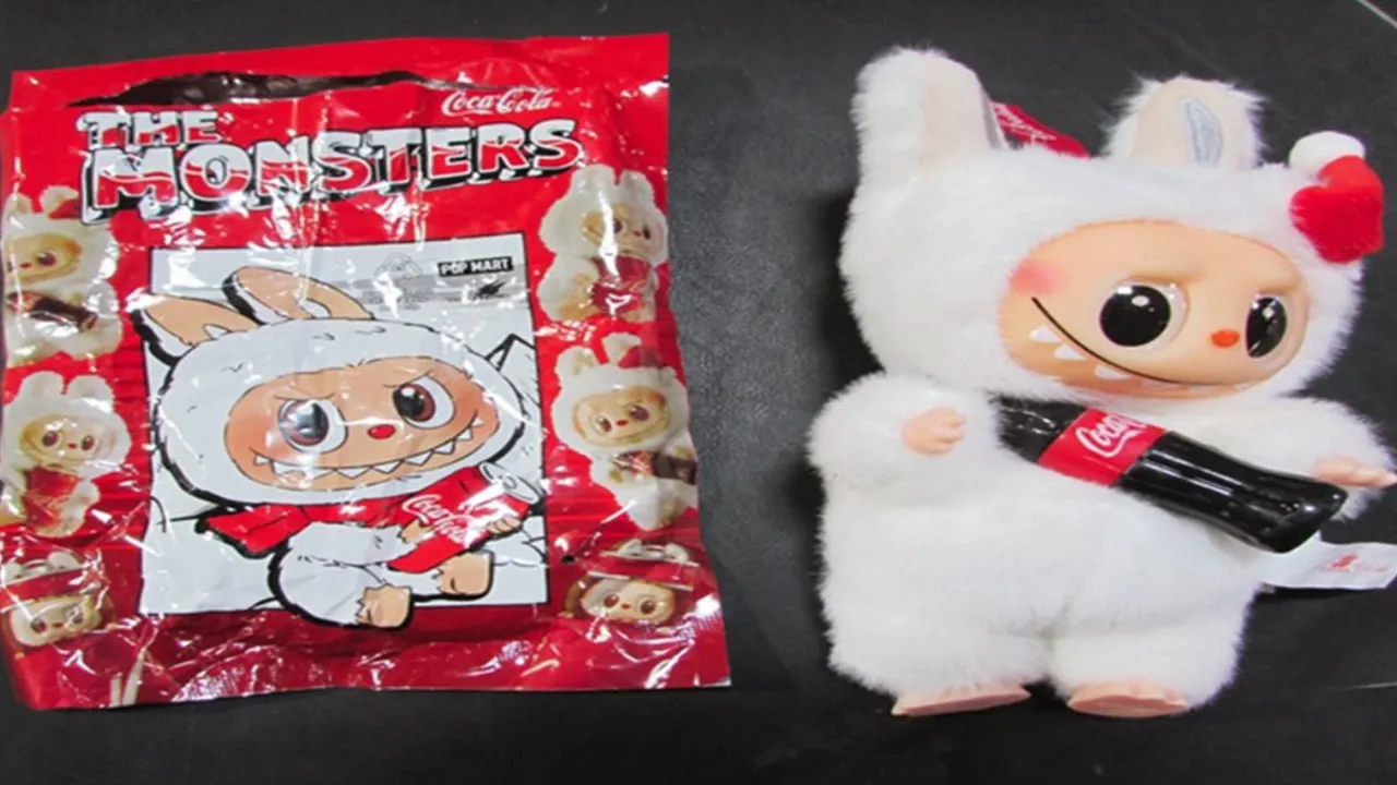 11,000 counterfeit Labubu toys disguised as LED bulbs seized in Seattle.