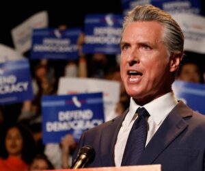 California Gov Gavin Newsom signs bill banning law enforcement face coverings