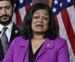 Rep. Jayapal denies White House claim she incited violence against ICE