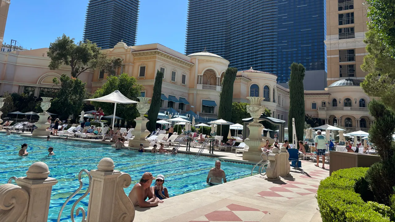 Sin City appeals to Nevada residents with discounts for locals amid tourism decline