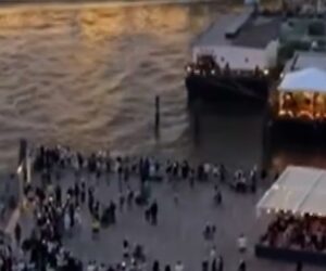 Mexican Navy ship reopens after Brooklyn Bridge accident