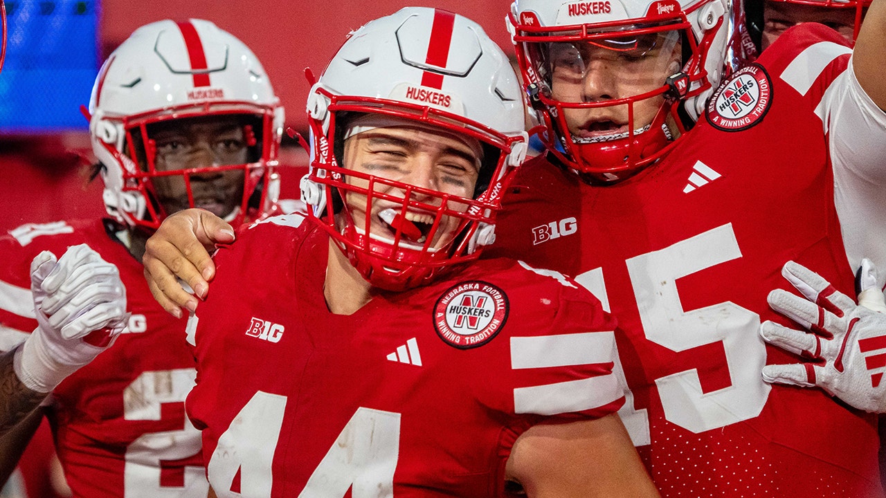 Nebraska tight end shares special moment after big win