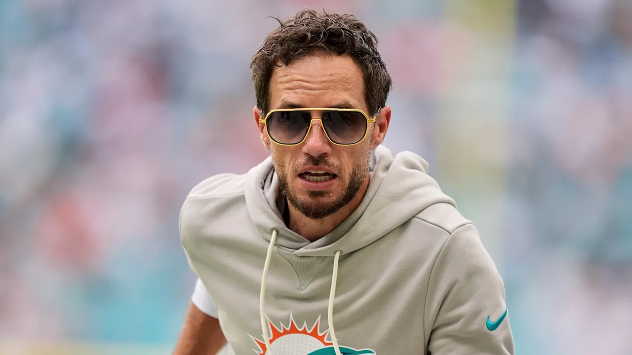 Dolphins’ Mike McDaniel offers quote about winning games