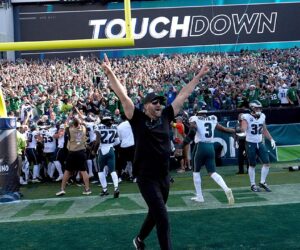 NFL news: Eagles’ Jordan Davis returns blocked field goal for touchdown