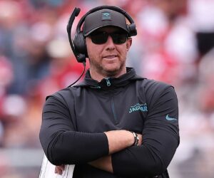 Jaguars’ Liam Coen, 49ers’ Robert Saleh have heated moment after game