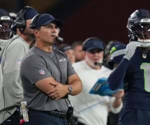 Seahawks commit head-scratching error vs Cardinals