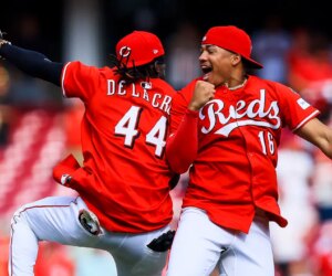 Noelvi Marte’s ninth-inning grab preserves Reds playoff hopes