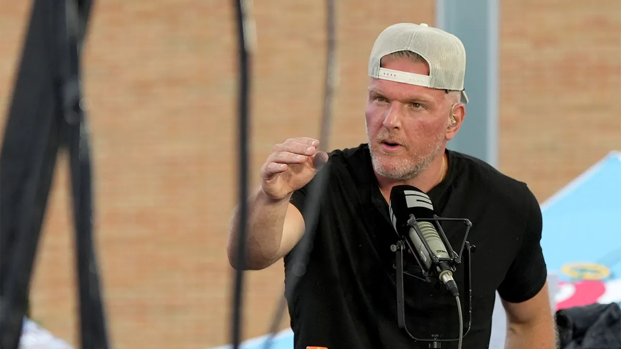 Pat McAfee delivers patriotic message in aftermath of Charlie Kirk assassination