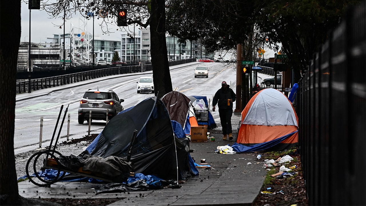 Portland mayor warns President Trump may target city over homelessness crisis