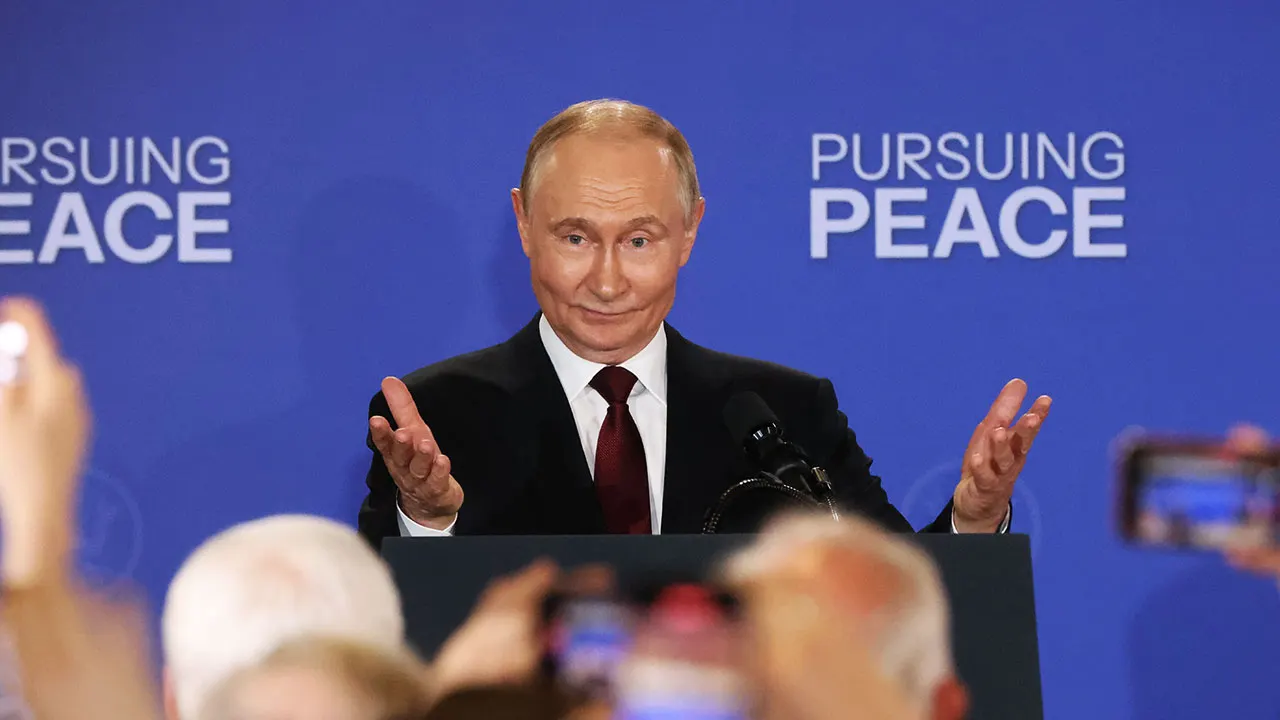 Putin invites Ukraine’s Zelenskyy to Moscow for supposed peace talks
