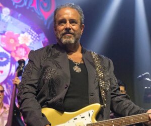 Country star Raul Malo reveals rare cancer complication, cancels Mavericks tour