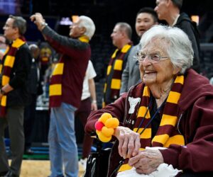 Sister Jean retires as Loyola Chicago basketball team chaplain at 106
