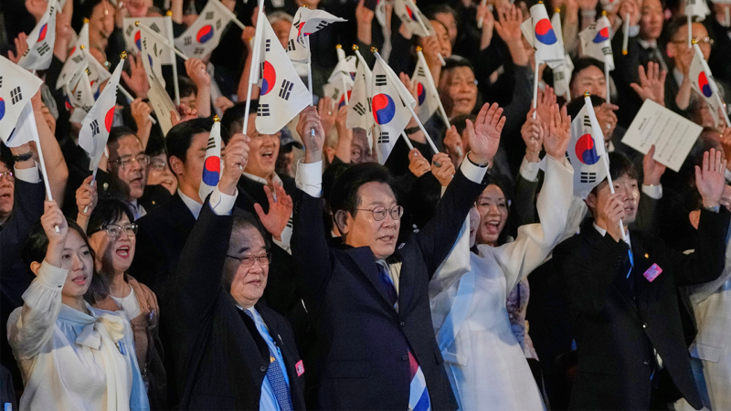 Trump missed chance to confront South Korea’s anti-democratic leader