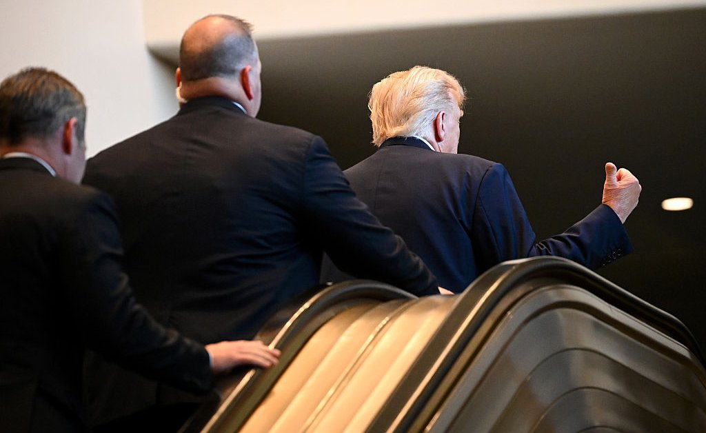 Trump Calls for Arrests After U.N. Escalatorgate