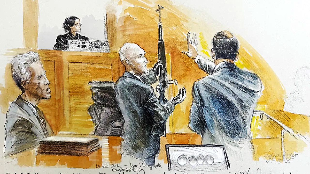 FBI agent testifies about surveillance, money transfers and Trump plane tracking