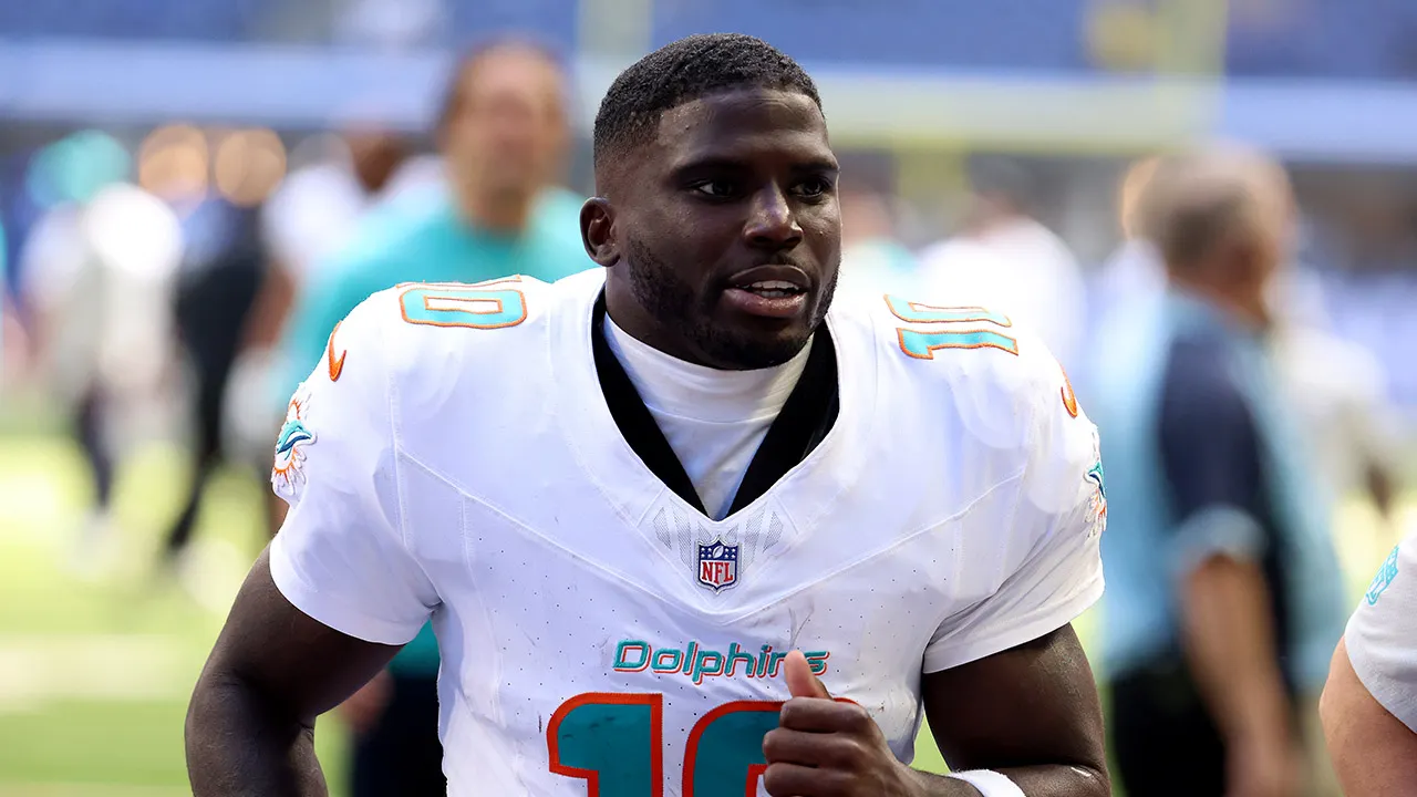 NFL news: Amazon Prime picks curious time to raise Tyreek Hill’s legal issues