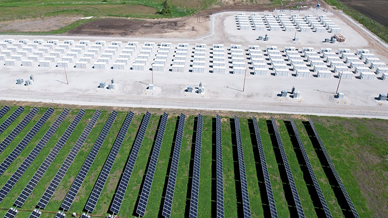 Wisconsin solar-battery park project stores power during cloudy weather