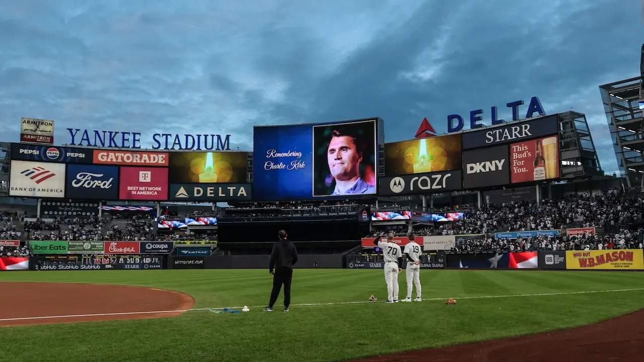 Yankees honor Charlie Kirk with moment of silence after Utah shooting