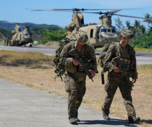 GOP veterans urge Senate Democrats to end shutdown for troops