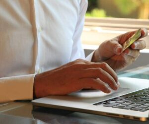 Online banking safety tips to avoid dangerous web injection attacks