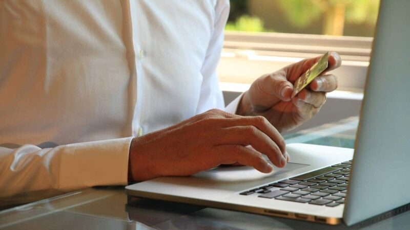 Online banking safety tips to avoid dangerous web injection attacks