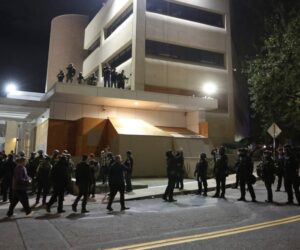 Judge temporarily blocks use of National Guard in Portland