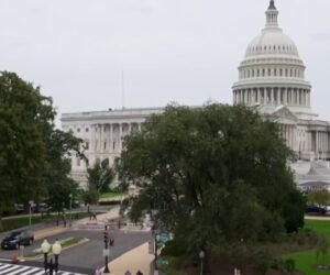 No end in sight after first day of federal government shutdown