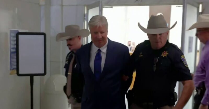 Former megachurch pastor pleads guilty to sexually abusing a child