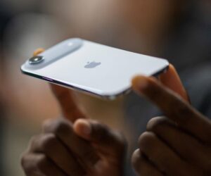 iPhone Air’s Weak Sales, MacBook Pro Detail Leak, Apple’s iOS Update Alert