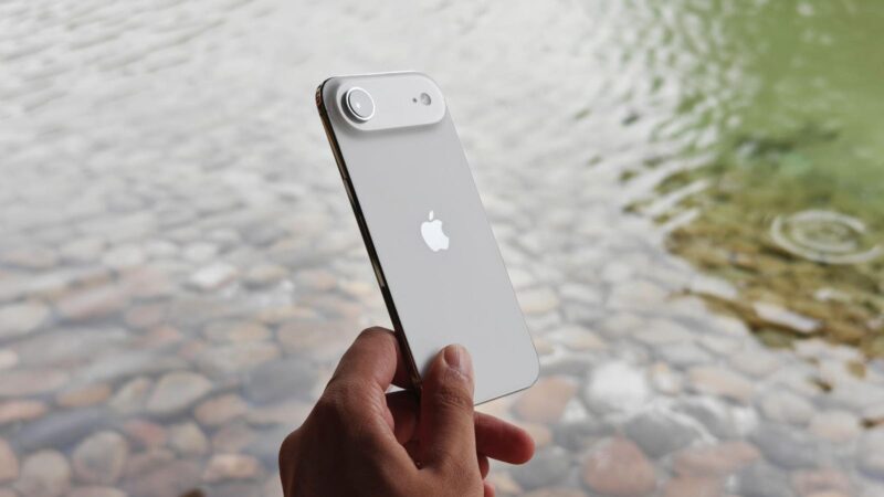 iPhone Air’s Real Appeal Lies In Its Weight, Not The Slim Design