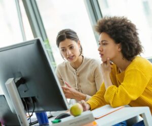 Loved Ones Are Recommending That Their Partner Or Family Member Use AI As A Personal Therapist