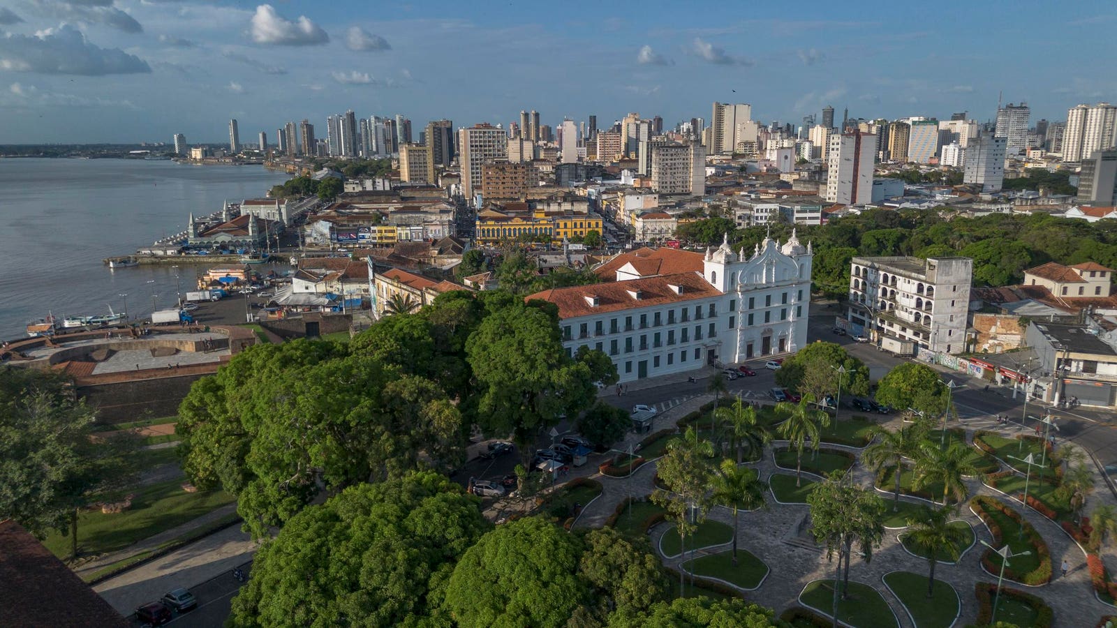 Why We Must Address The Fossil Fuel Paradox Ahead Of Brazil’s COP30