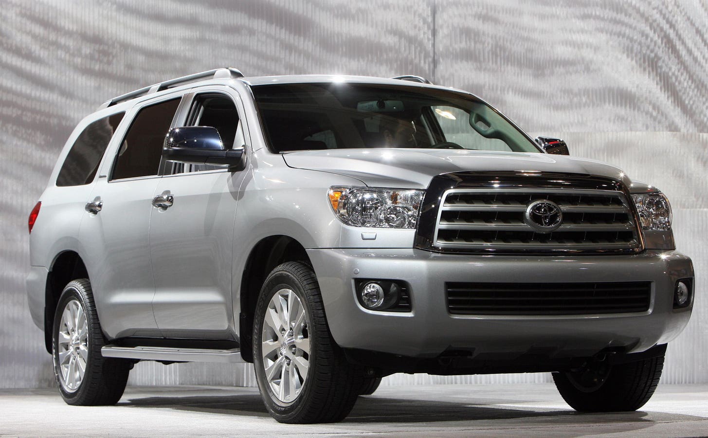 Here’s Which Vehicles Data Shows Can Run For 250,000 Miles Or More