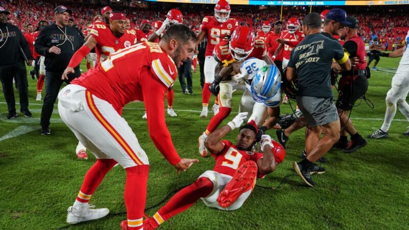 Lions’ Branch slaps Chiefs’ Smith-Schuster, setting off scrum