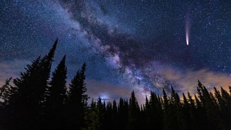 When And Where To See Two Comets After Dark