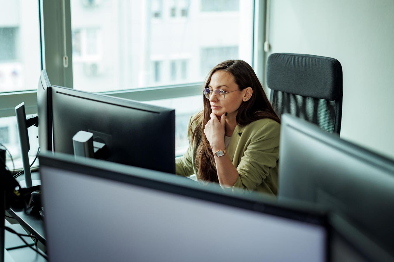 Therapists Must Be Superhuman When Competing With AI Giving Out Free Mental Health Advice