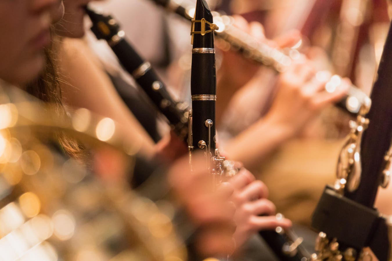 Musicians Play Better When They Remember How Well They Did Before