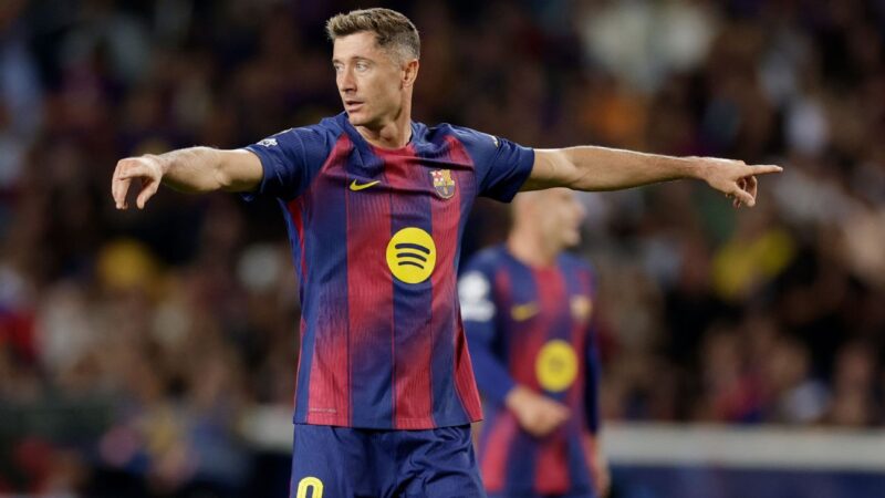 Lewandowski suffers thigh injury as Barca crisis deepens – sources