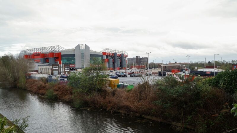 Man United want govt support for new Old Trafford plans