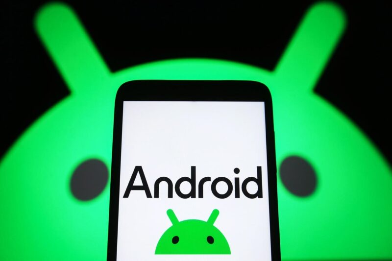 OnePlus Launches OxygenOS 16, Honor’s Magic8 Meets A Robot, Lineage 23 Released