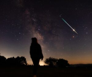 Why You Should Leave The City This Week As Aurora, Meteors And Comets Peak