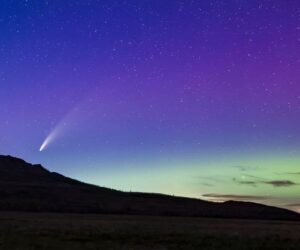 Northern Lights Return As Two Comet Brightens In U.S. Skies This Weekend
