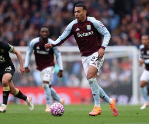 Premier League updates: Tottenham-Villa, Liverpool-Man United