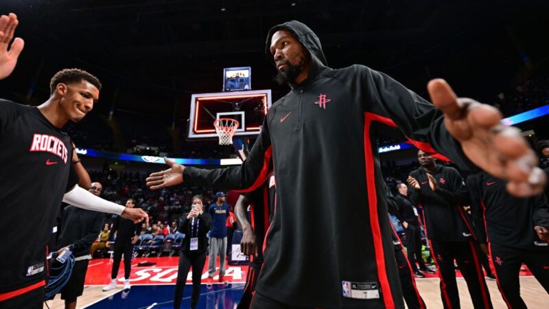 Kevin Durant getting $90M Rockets extension, $30M under max